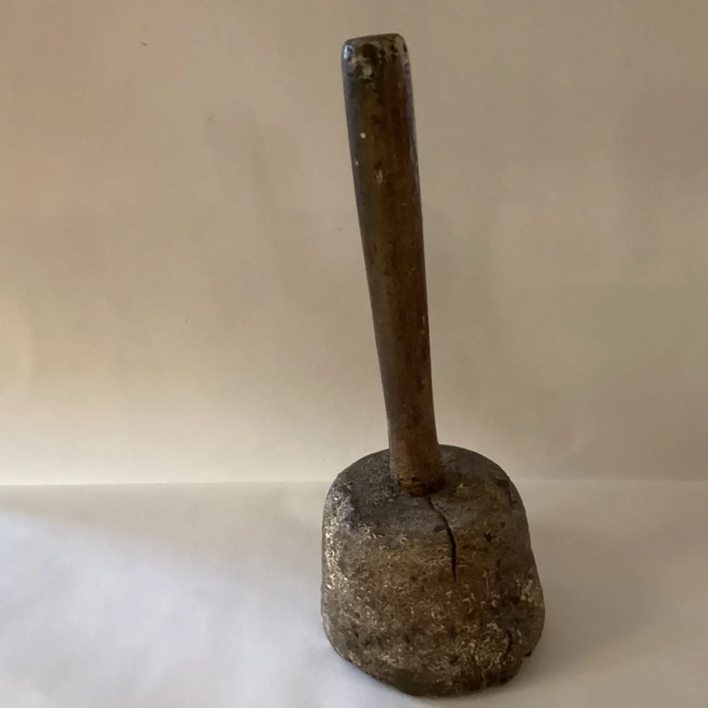 Primitive wooden masher - Picture 2 of 4